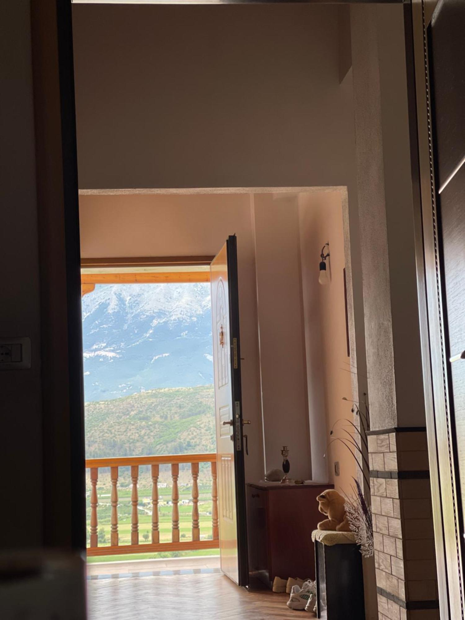 Elsa'S Villa Gjirokastër Esterno foto